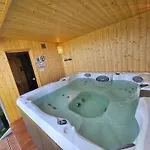 Nadmorska Oaza Nad Morzem I Jeziorem