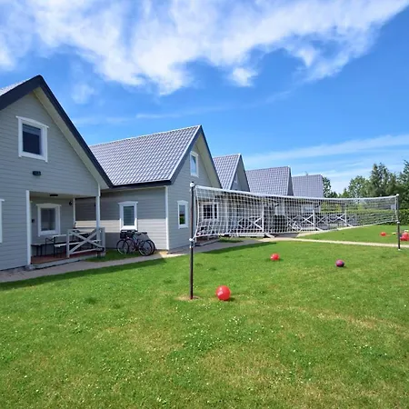 Nadmorska Oaza Nad Morzem I Jeziorem