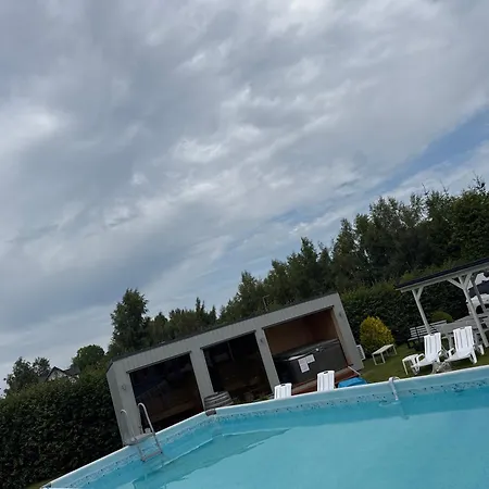 Nadmorska Oaza Nad Morzem I Jeziorem Jezierzany